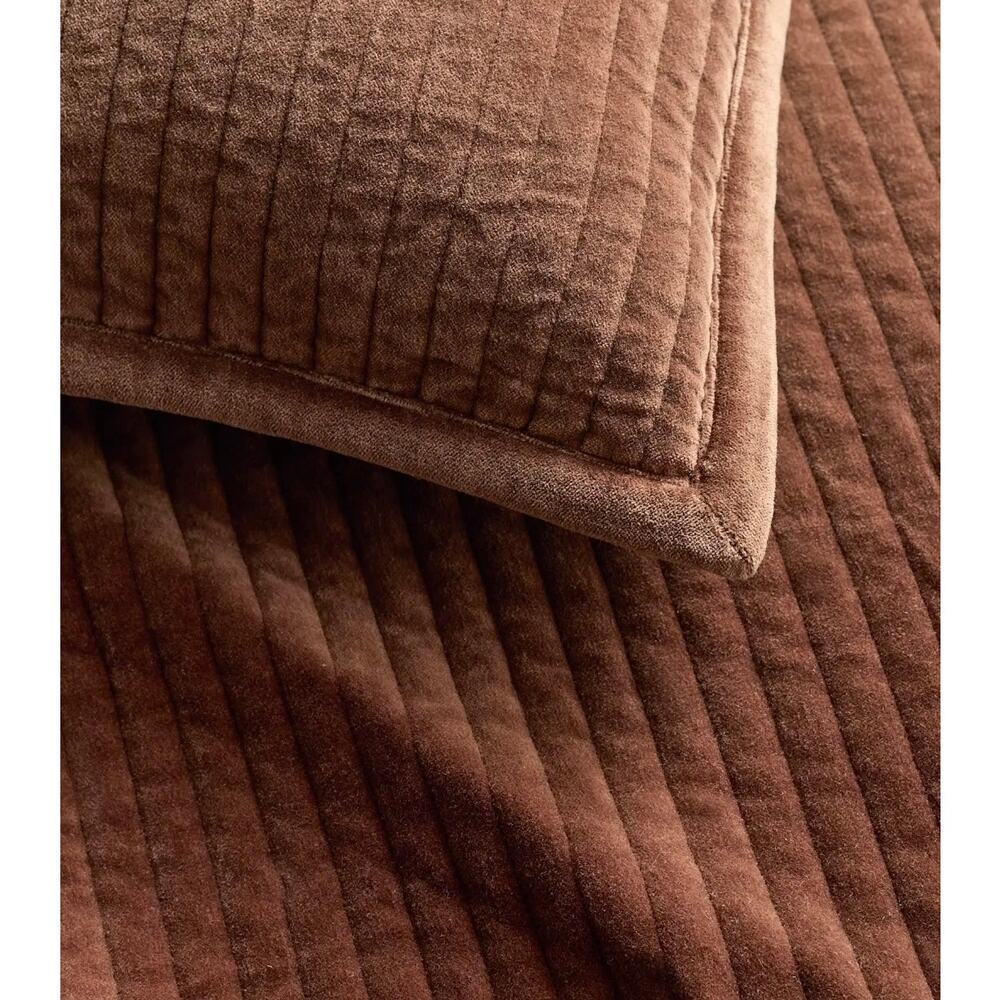 New Quince 100% Cotton Velvet Vertical Channel Quilt King Cal King Chestnut - Picture 5 of 9